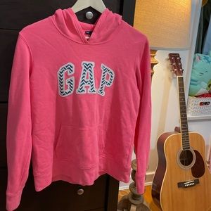WOMANS GAP SWEATER SIZE M